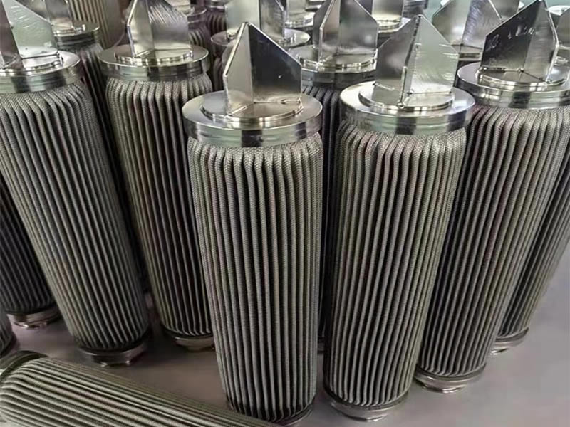 Stainless steel pleated filter element with 226 connector